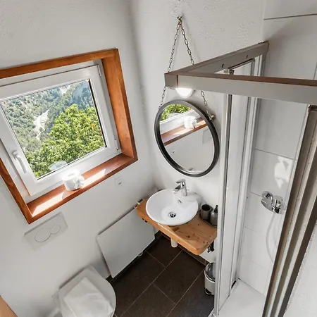 Familial A * Euseigne